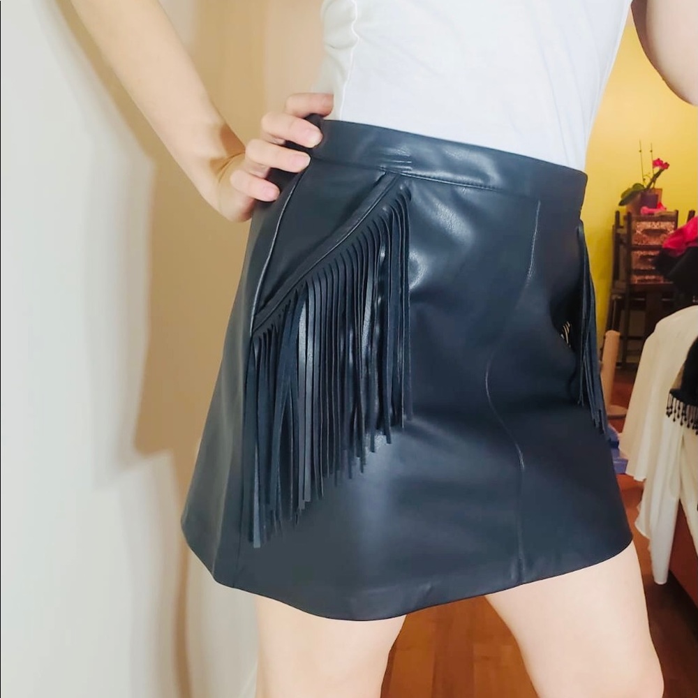 Faux leather black skirt